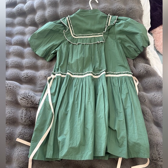 Late Spring Puff Sleeves Ruffle Mini
Dress Green - Picture 2 of 4